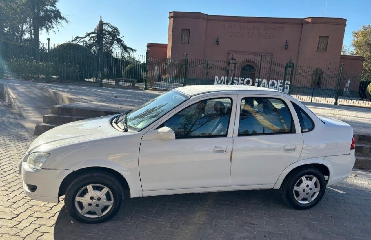 Chevrolet Classic Usado en Mendoza, deRuedas