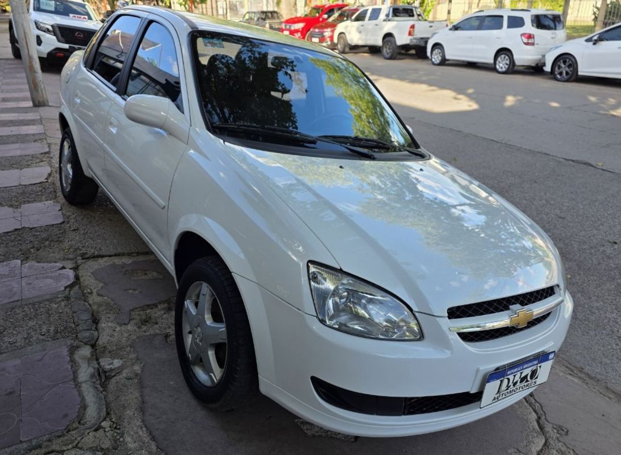 Chevrolet Classic Usado Financiado en Mendoza, deRuedas