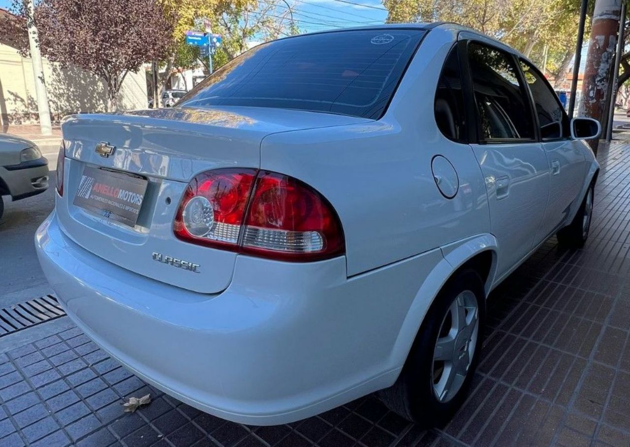 Chevrolet Classic Usado Financiado en Mendoza, deRuedas