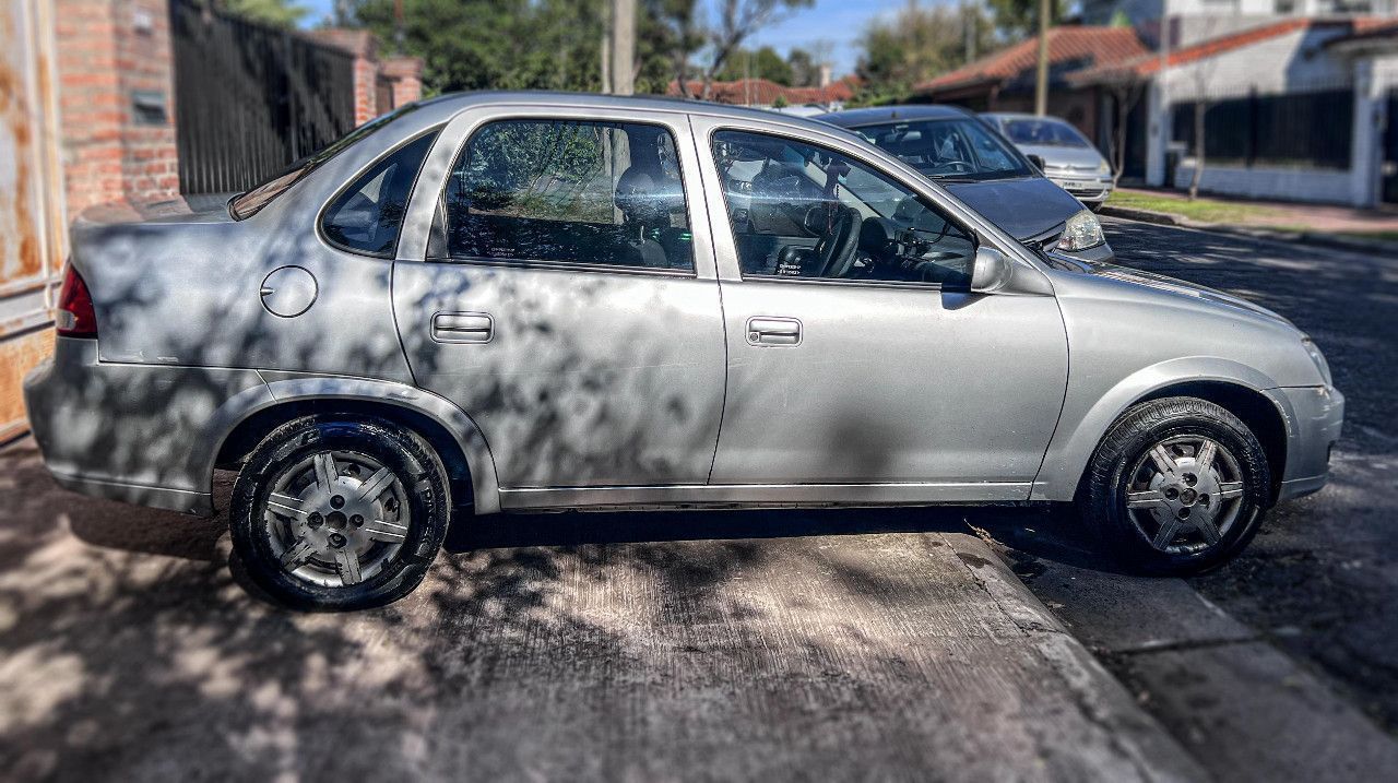 Chevrolet Classic Usado en Buenos Aires, deRuedas