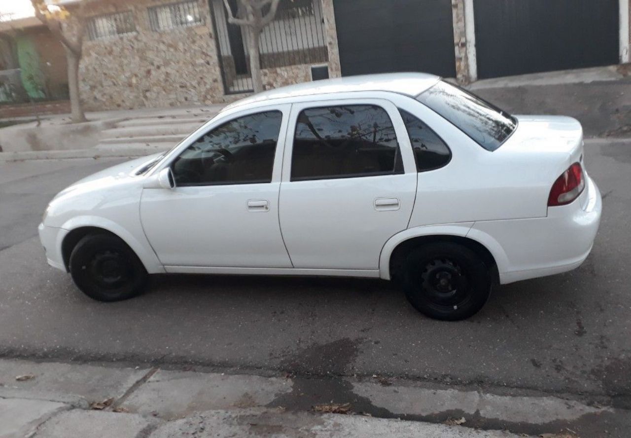 Chevrolet Classic Usado en Mendoza, deRuedas