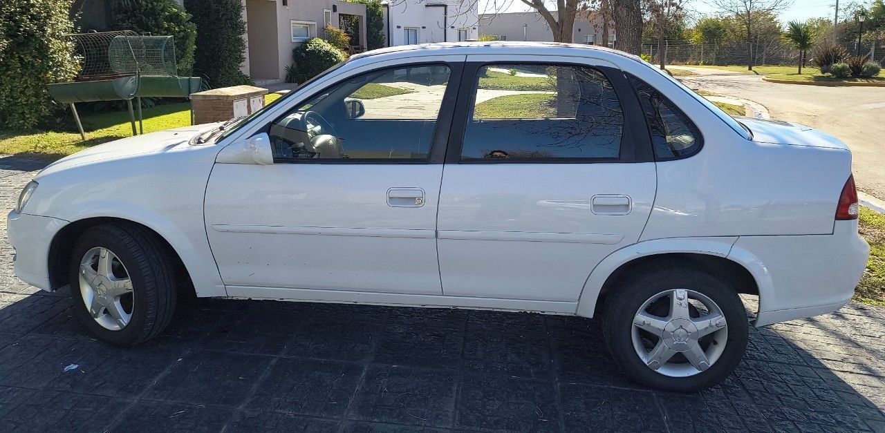 Chevrolet Classic Usado en Buenos Aires, deRuedas