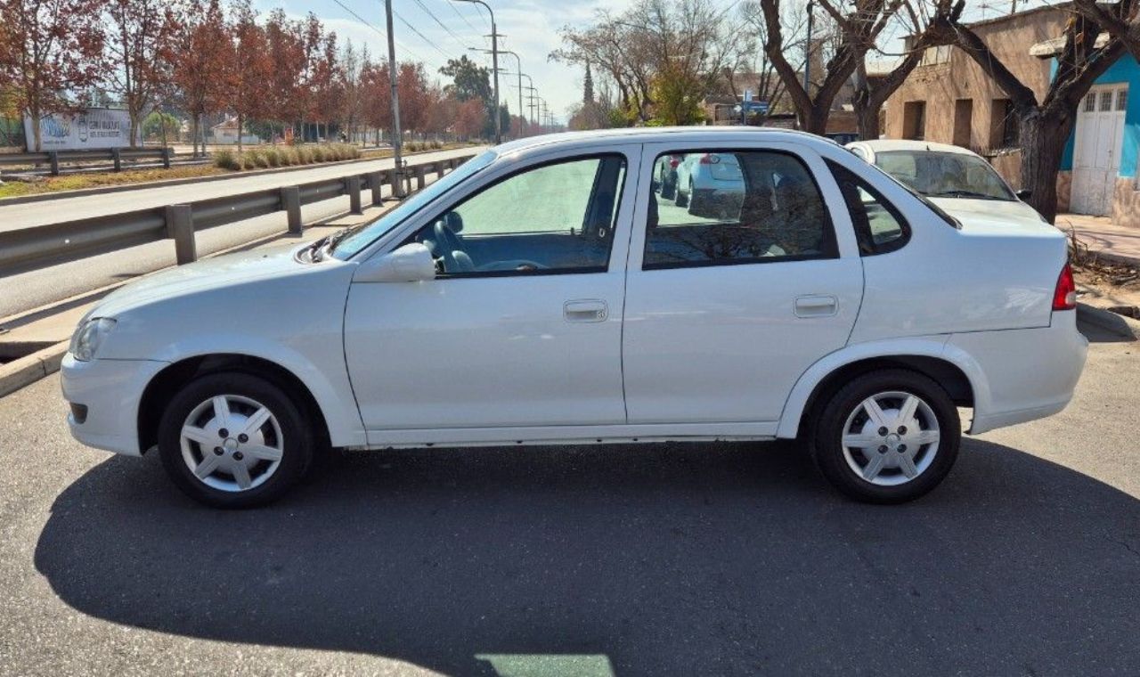 Chevrolet Classic Usado Financiado en Mendoza, deRuedas