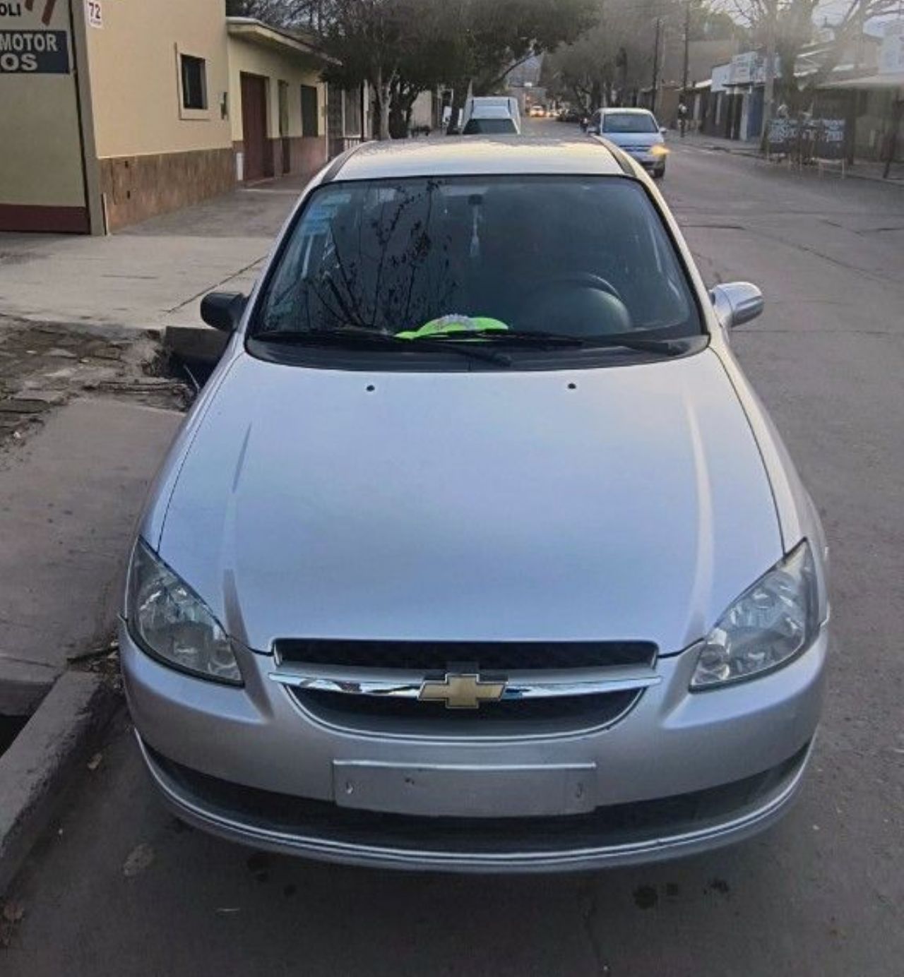 Chevrolet Classic Usado en Mendoza, deRuedas
