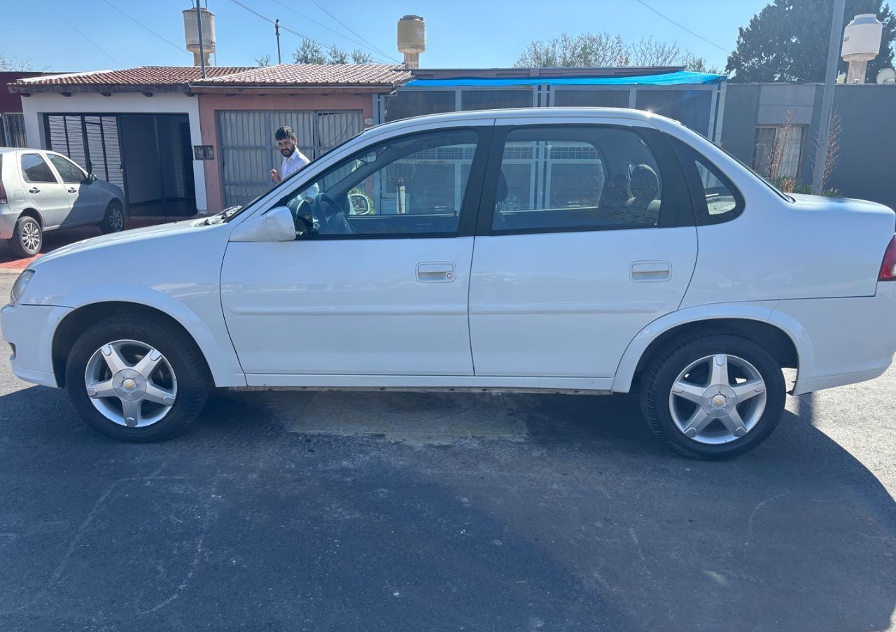 Chevrolet Classic Usado en Mendoza, deRuedas