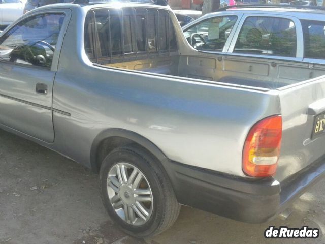 Chevrolet Corsa Usada en Mendoza, deRuedas