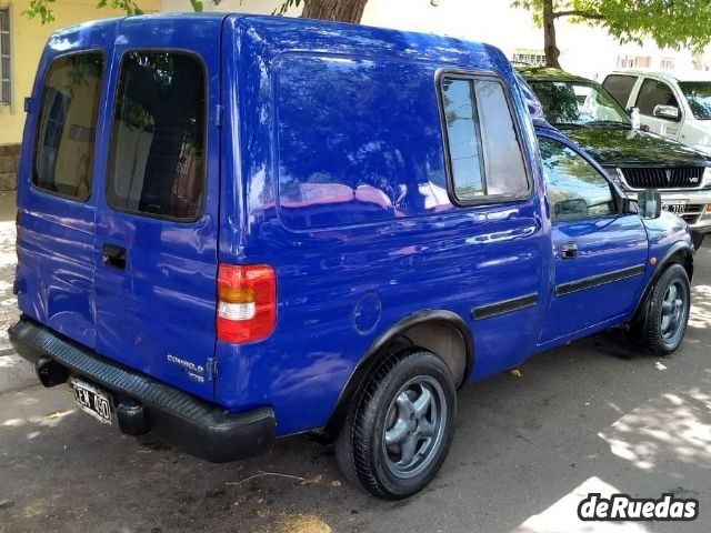 Chevrolet Corsa Usada en Mendoza, deRuedas
