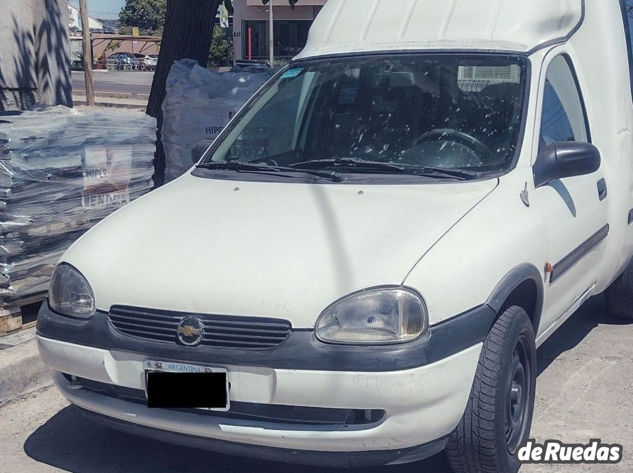 Chevrolet Corsa Usada en Mendoza, deRuedas