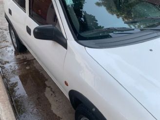 Chevrolet Corsa Usado en Córdoba