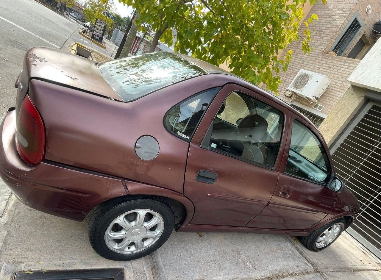 Chevrolet Corsa Usado en Mendoza, deRuedas