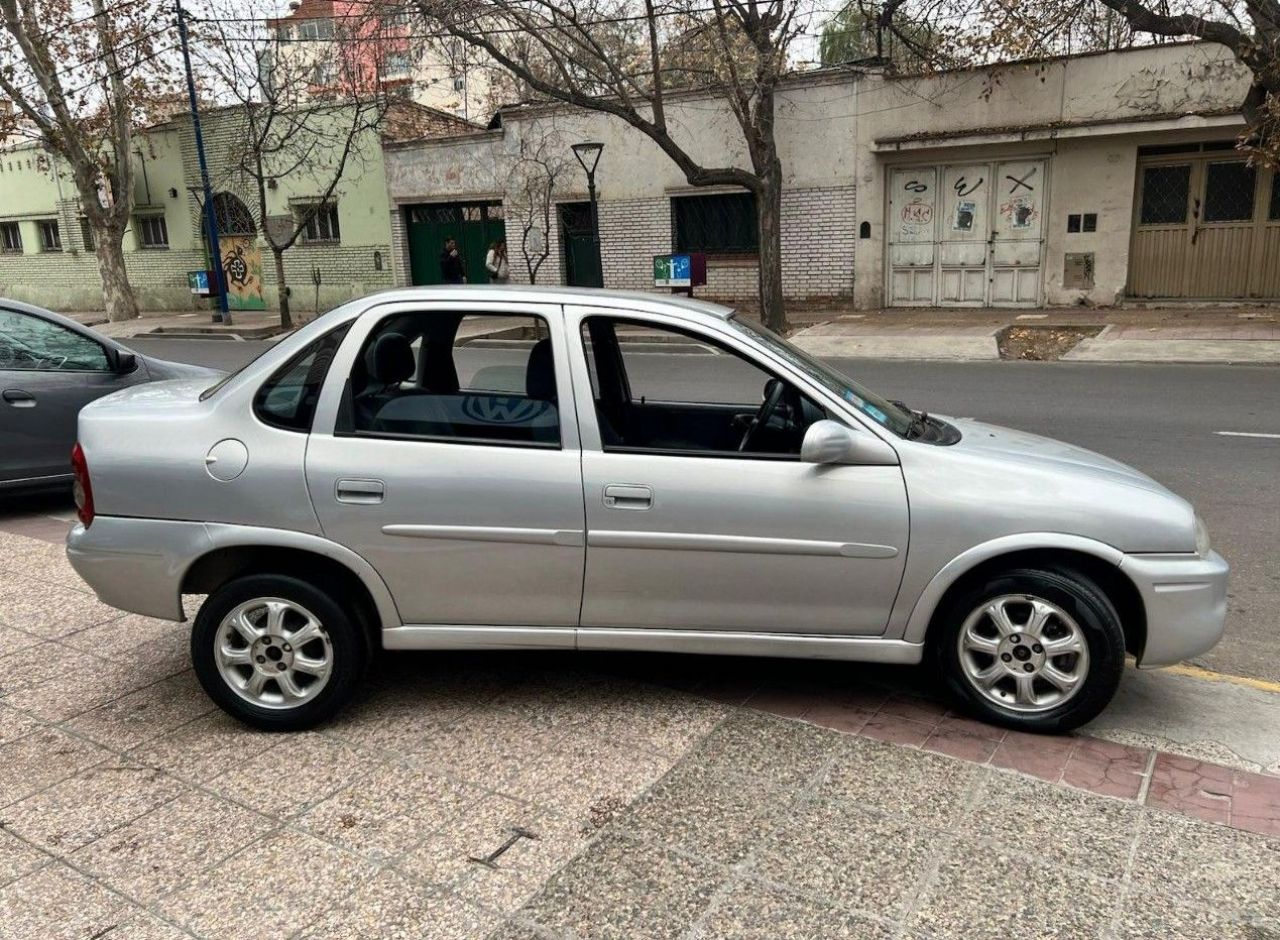 Chevrolet Corsa Usado en Mendoza, deRuedas