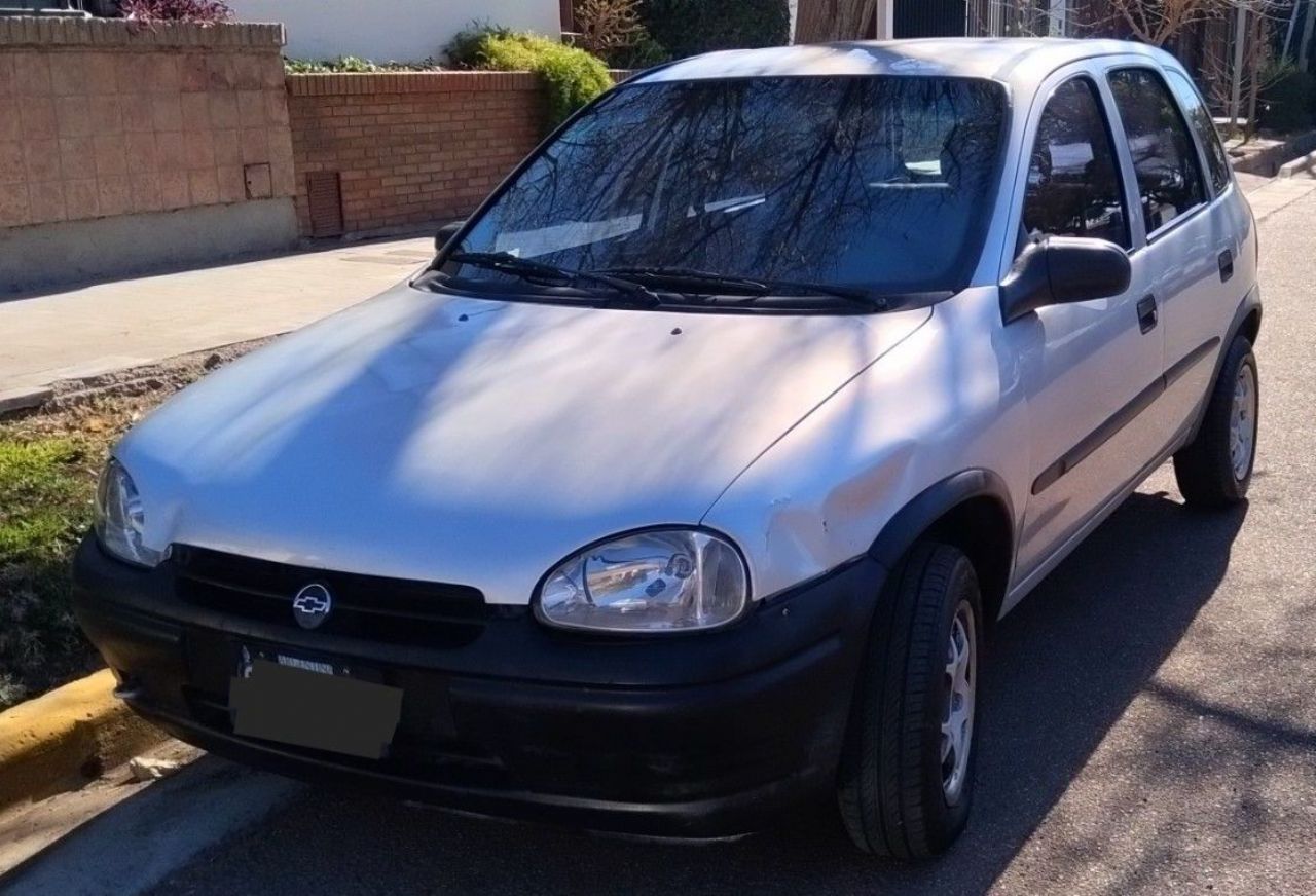 Chevrolet Corsa Usado en Mendoza, deRuedas
