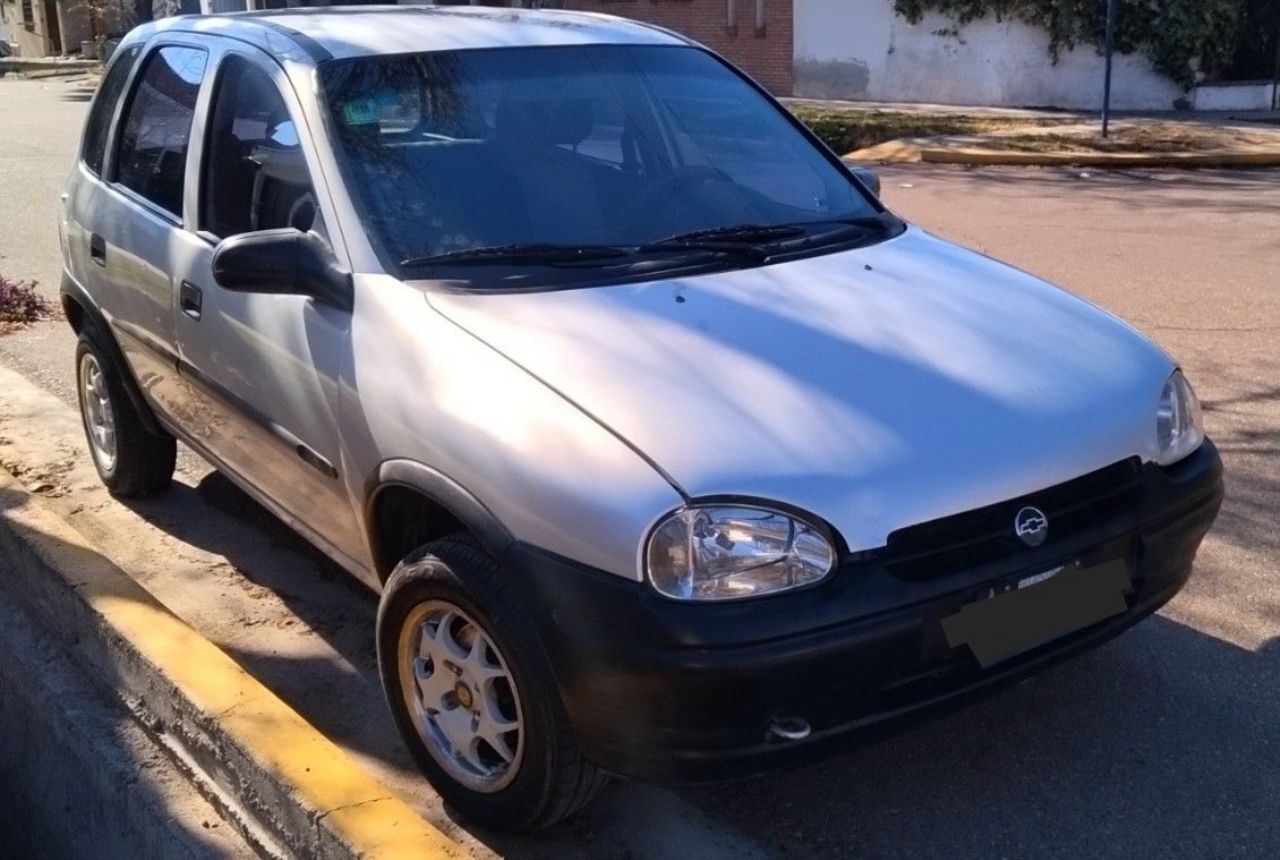 Chevrolet Corsa Usado en Mendoza, deRuedas