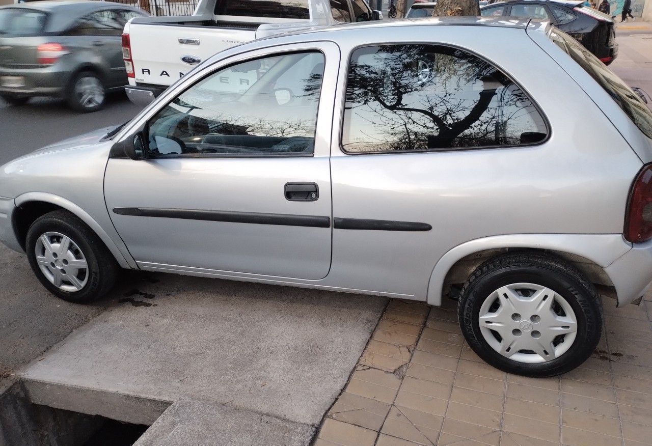 Chevrolet Corsa Usado en Mendoza, deRuedas