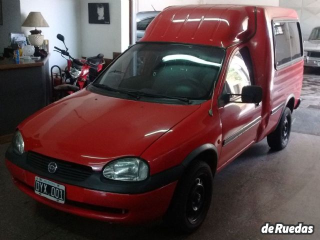 Chevrolet Corsa Usada en Mendoza, deRuedas