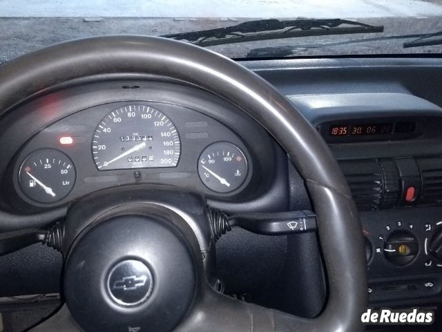 Chevrolet Corsa Usada en Mendoza, deRuedas