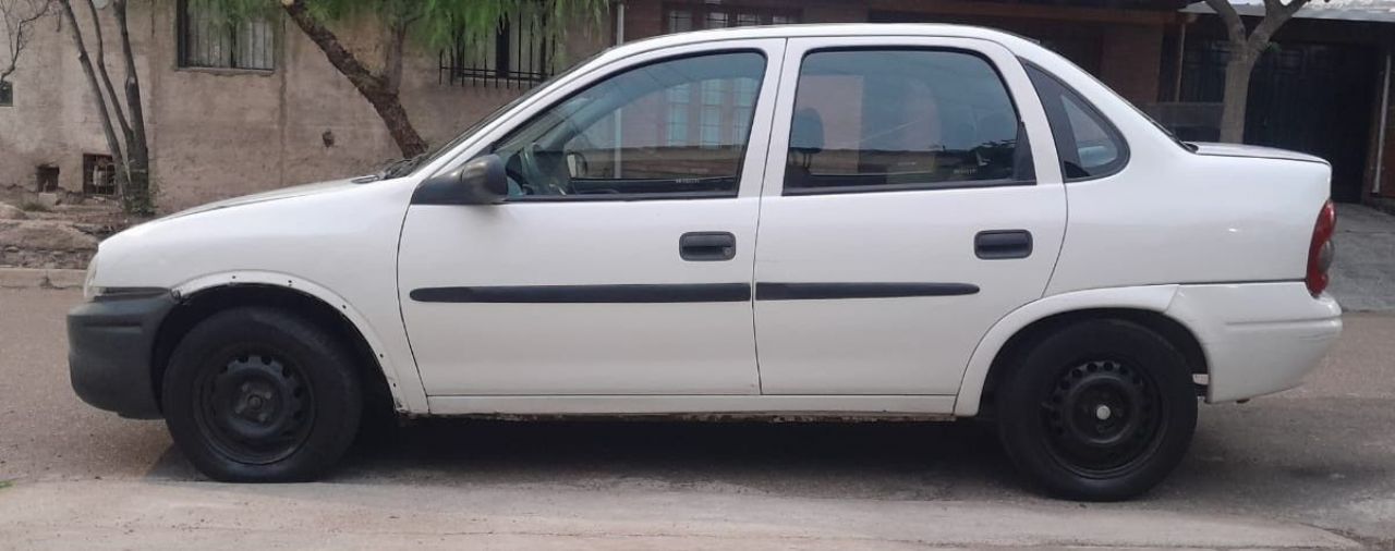Chevrolet Corsa Usado en Mendoza, deRuedas