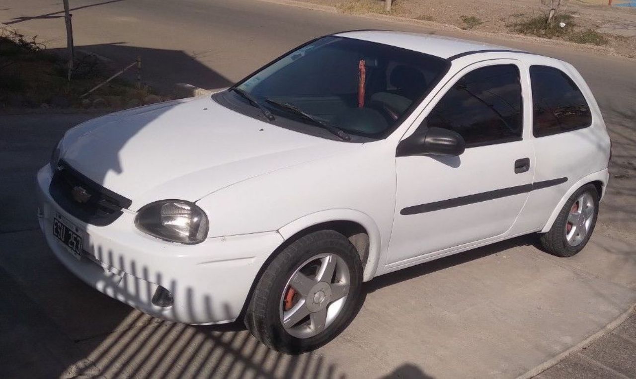 Chevrolet Corsa Usado en Mendoza, deRuedas