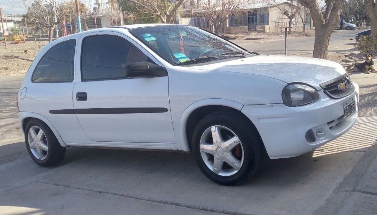 Chevrolet Corsa Usado en Mendoza, deRuedas