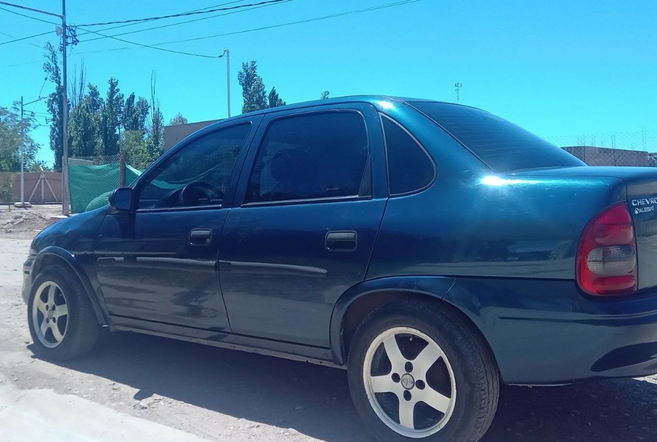 Chevrolet Corsa Usado en Mendoza, deRuedas