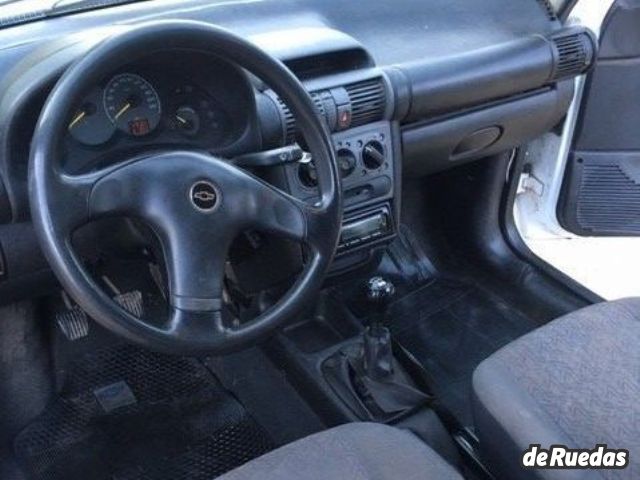Chevrolet Corsa Usado en Mendoza, deRuedas