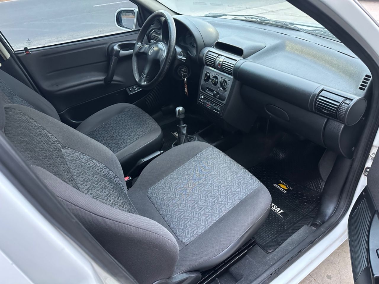 Chevrolet Corsa Usado en Mendoza, deRuedas