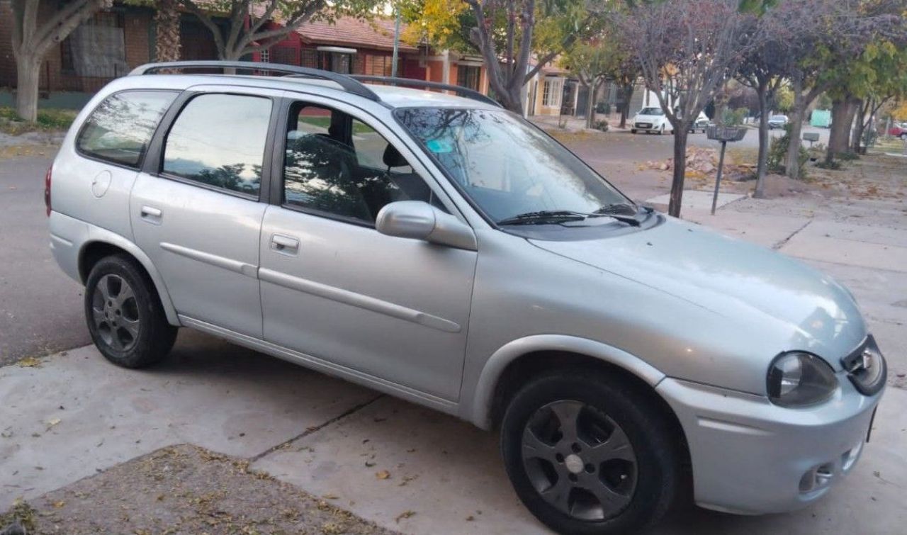 Chevrolet Corsa Usado en Mendoza, deRuedas