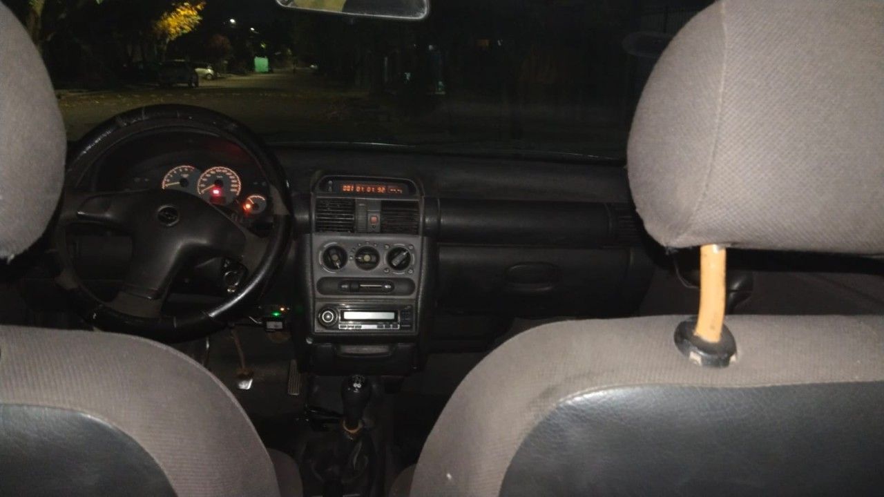 Chevrolet Corsa Usado en Mendoza, deRuedas