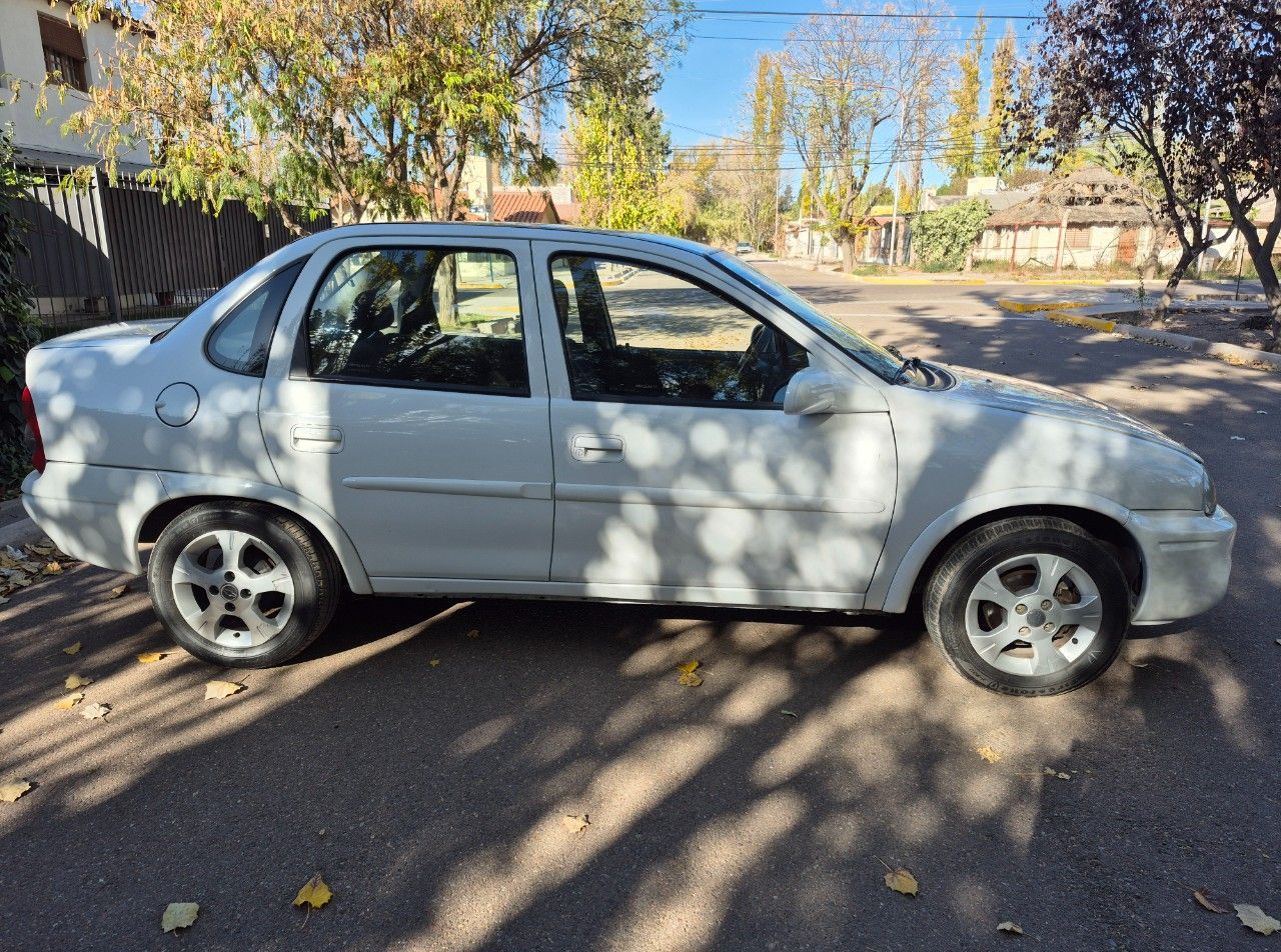Chevrolet Corsa Usado en Mendoza, deRuedas