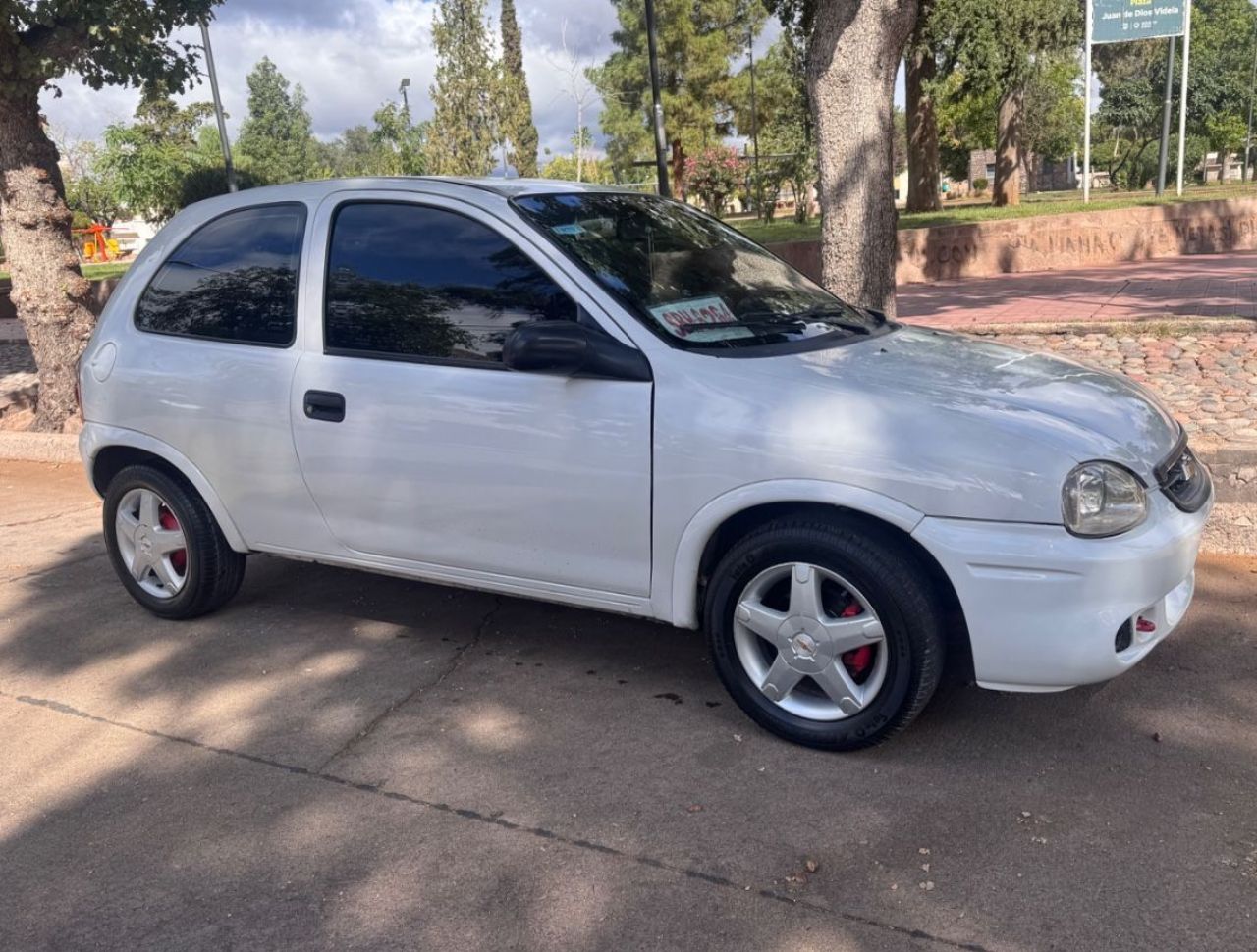 Chevrolet Corsa Usado Financiado en Mendoza, deRuedas