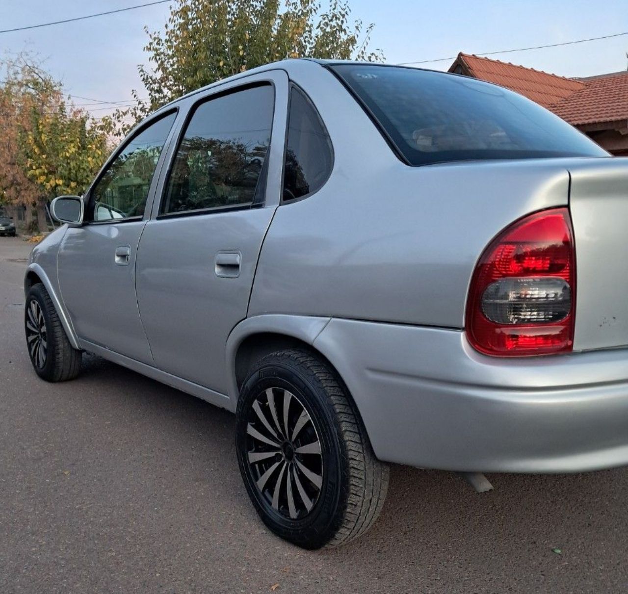 Chevrolet Corsa Usado Financiado en Mendoza, deRuedas