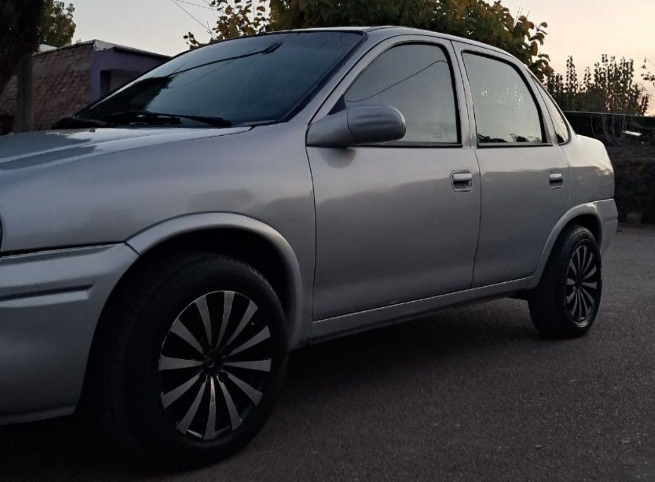 Chevrolet Corsa Usado Financiado en Mendoza, deRuedas