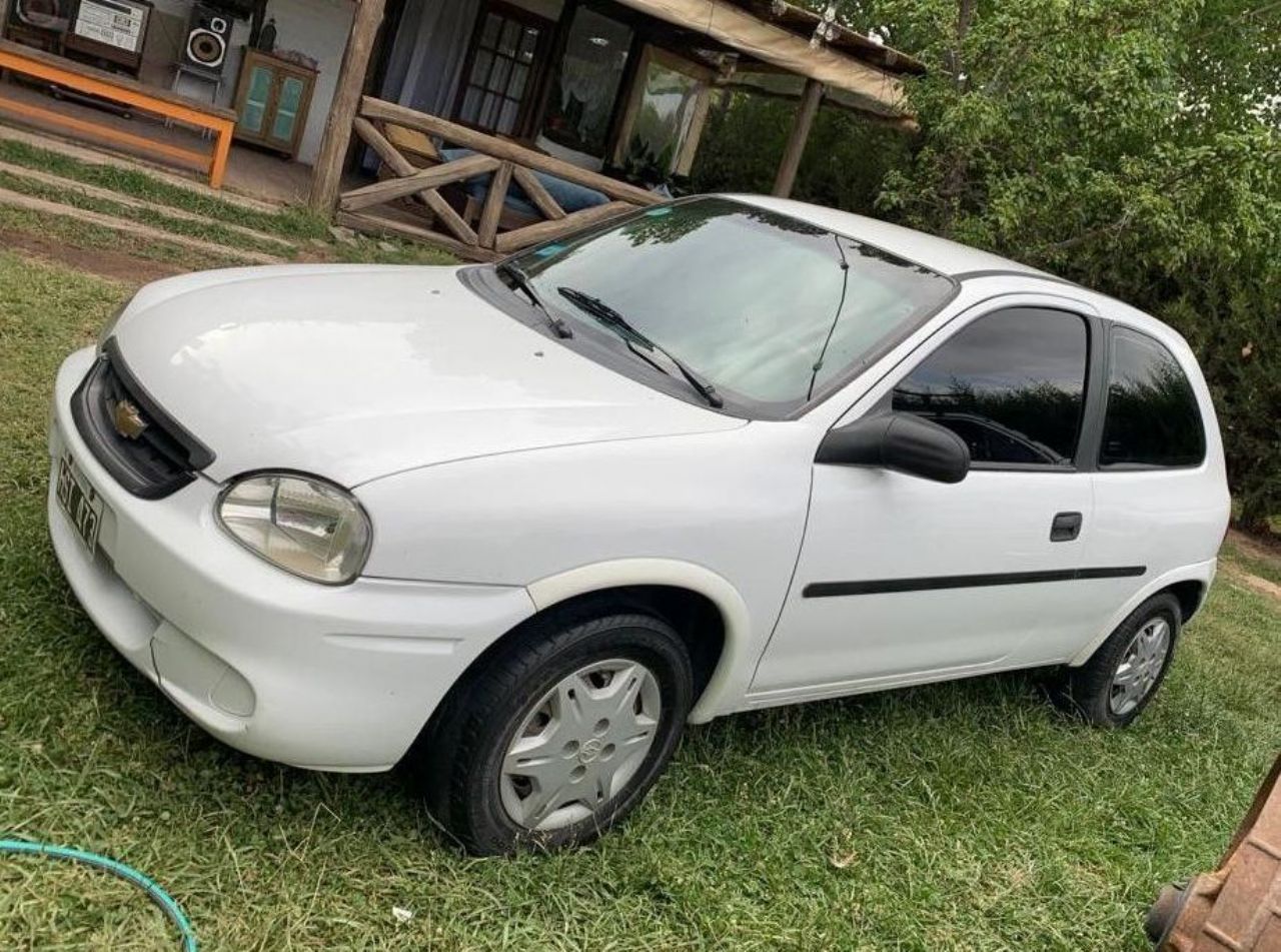 Chevrolet Corsa Usado en Mendoza, deRuedas