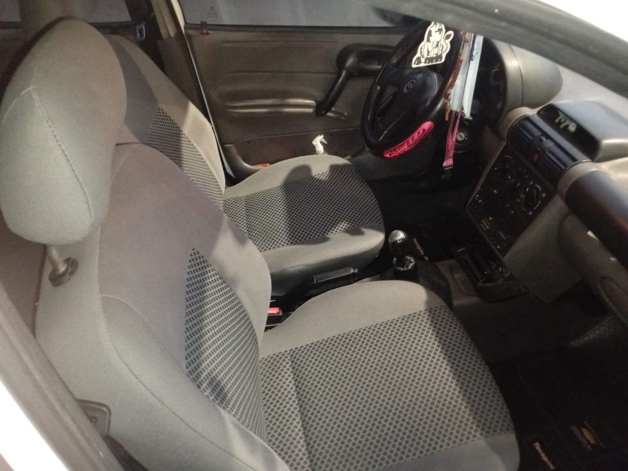 Chevrolet Corsa Usado en Mendoza, deRuedas
