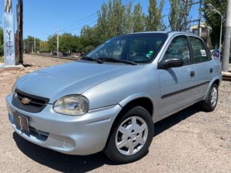 Chevrolet Corsa Usado en Mendoza Financiado