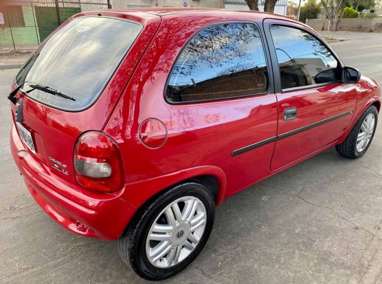 Chevrolet Corsa Usado en Mendoza, deRuedas