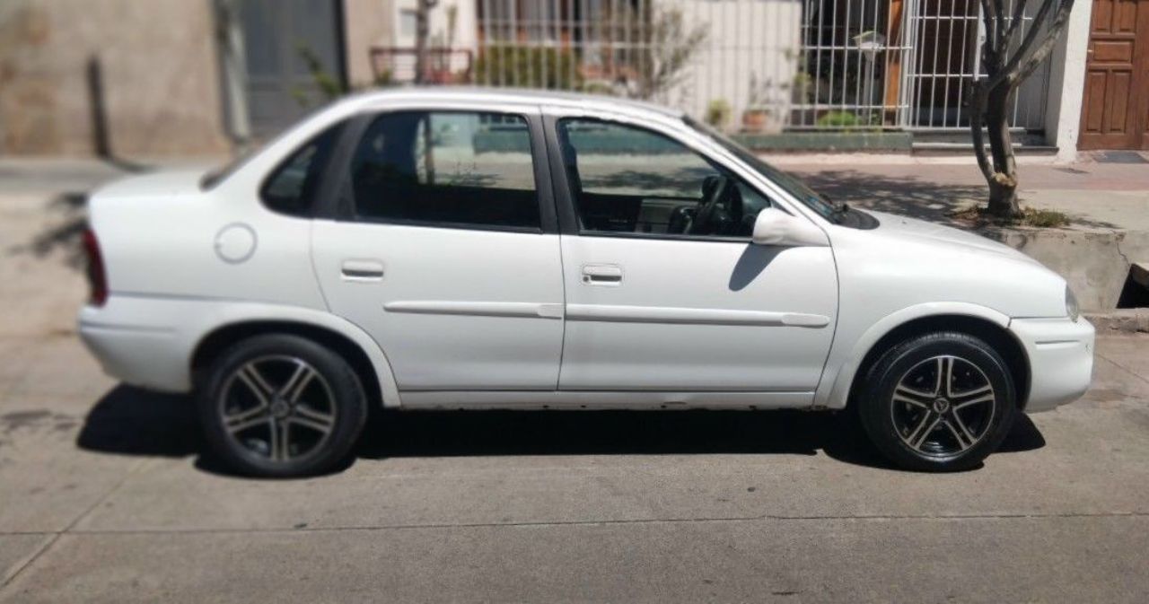 Chevrolet Corsa Usado en Mendoza, deRuedas