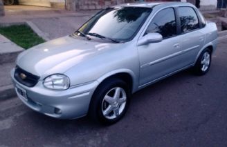 Chevrolet Corsa Usado en Mendoza