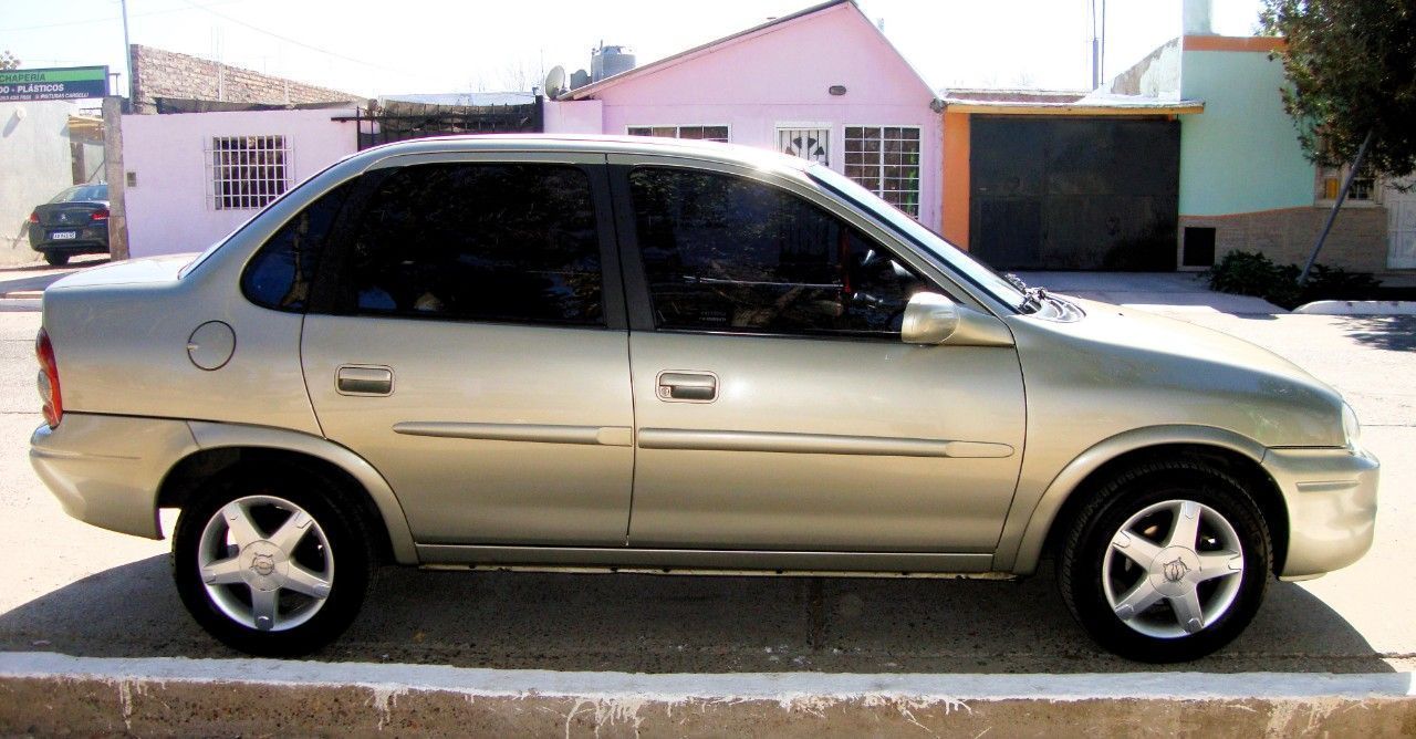 Chevrolet Corsa Usado en Mendoza, deRuedas