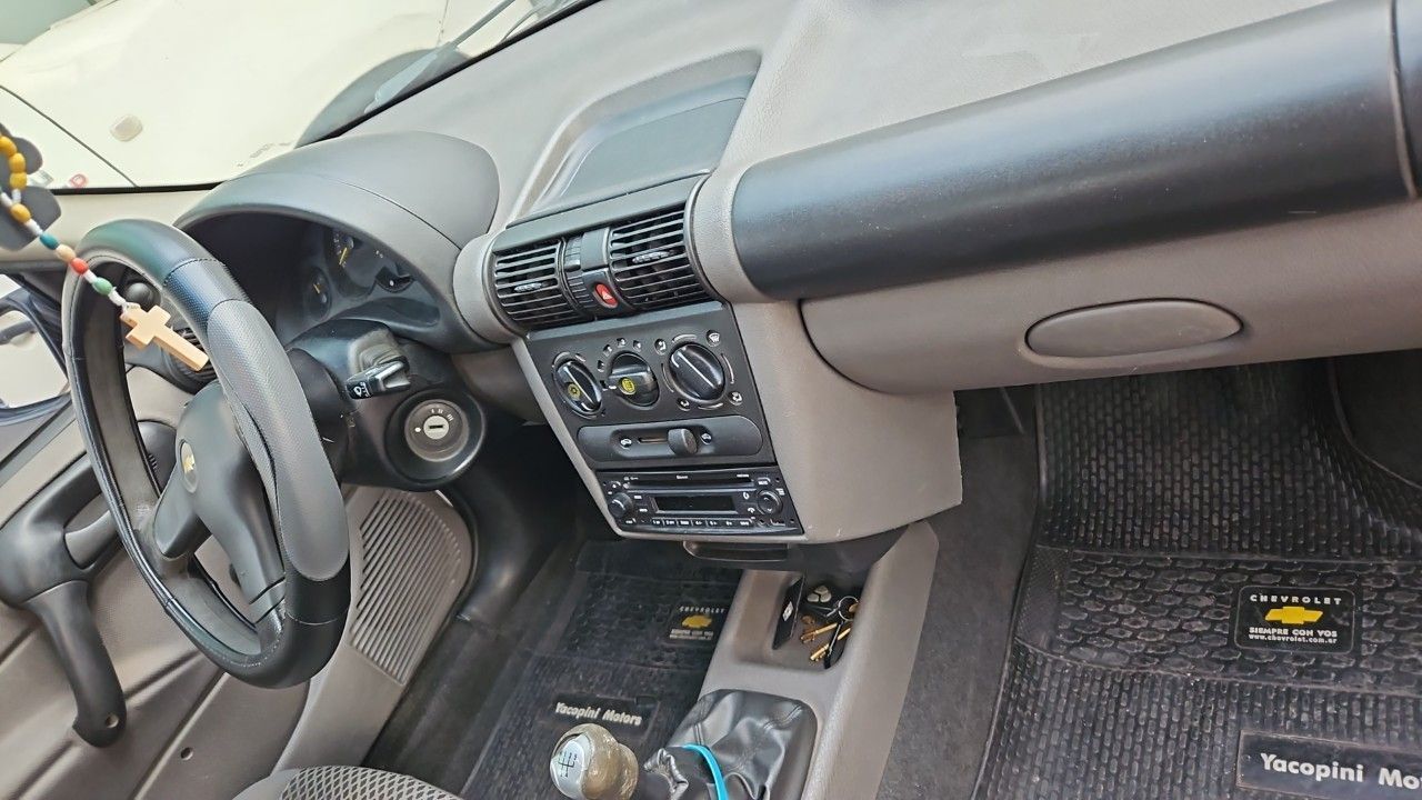Chevrolet Corsa Usado en Mendoza, deRuedas