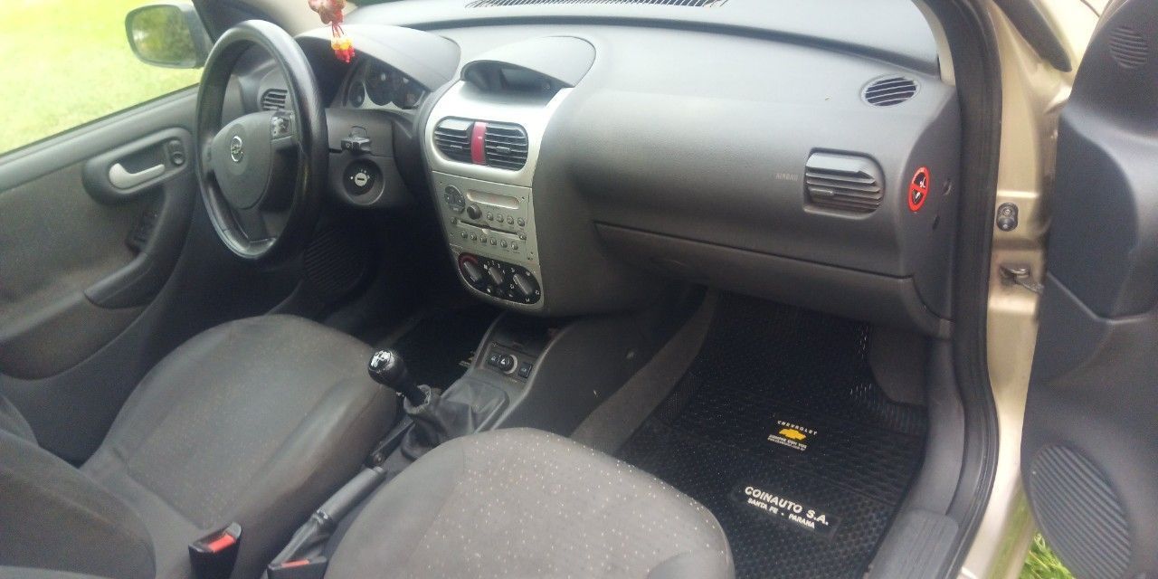 Chevrolet Corsa II Usado en Santa Fe, deRuedas
