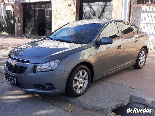 Chevrolet Cruze Usado en Mendoza, deRuedas