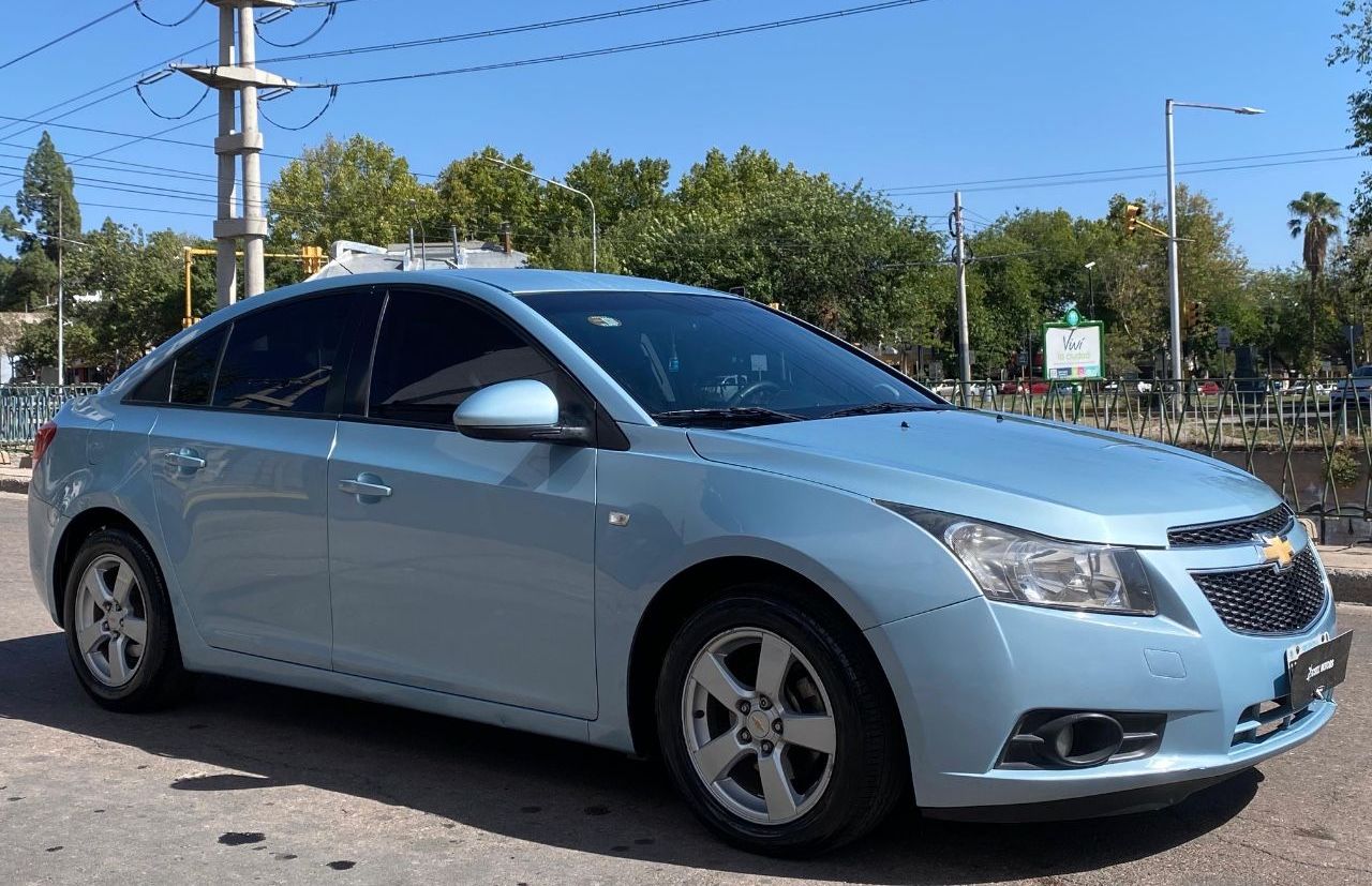 Chevrolet Cruze Usado en Mendoza, deRuedas