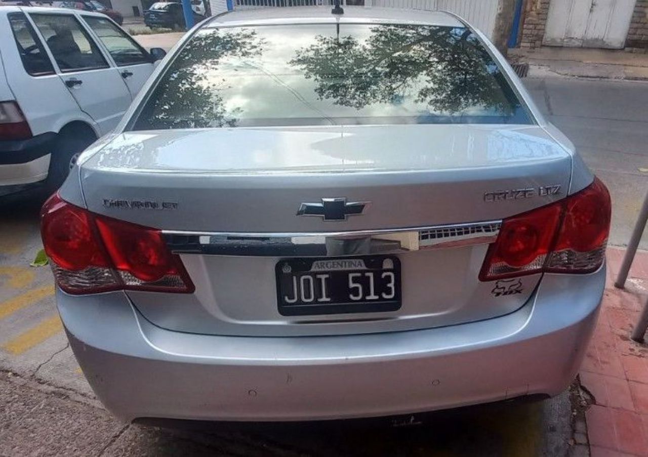 Chevrolet Cruze Usado en Mendoza, deRuedas