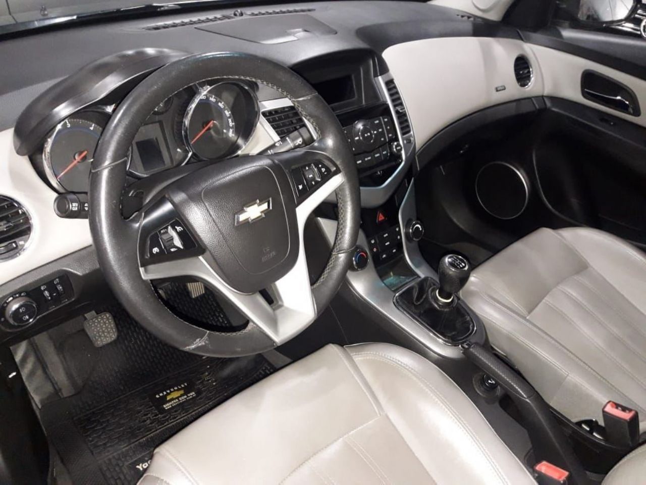 Chevrolet Cruze Usado en Mendoza, deRuedas