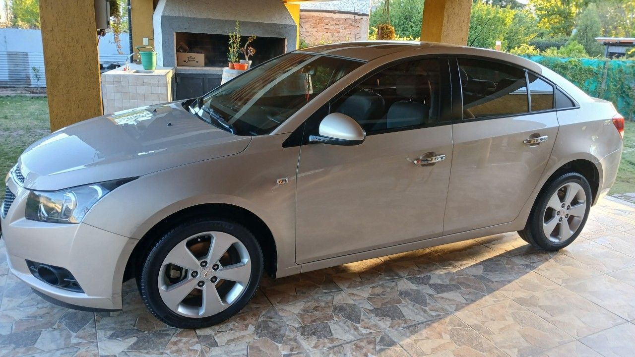 Chevrolet Cruze Usado en Mendoza, deRuedas