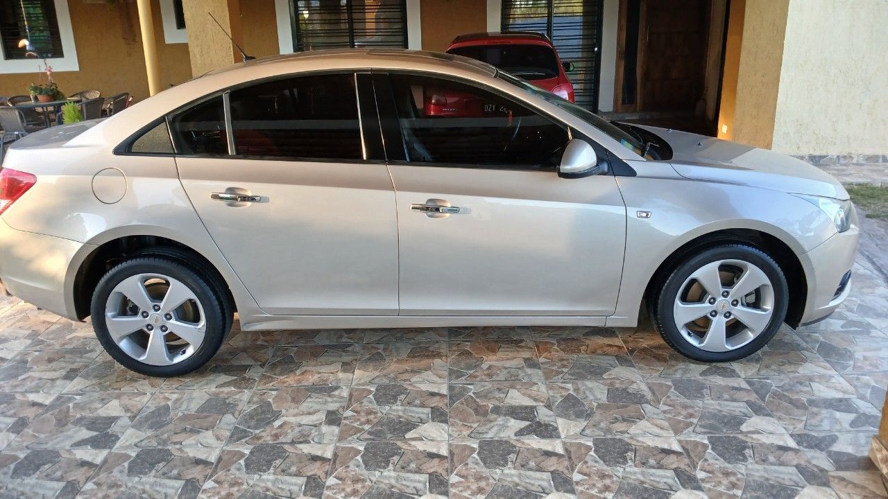 Chevrolet Cruze Usado en Mendoza, deRuedas