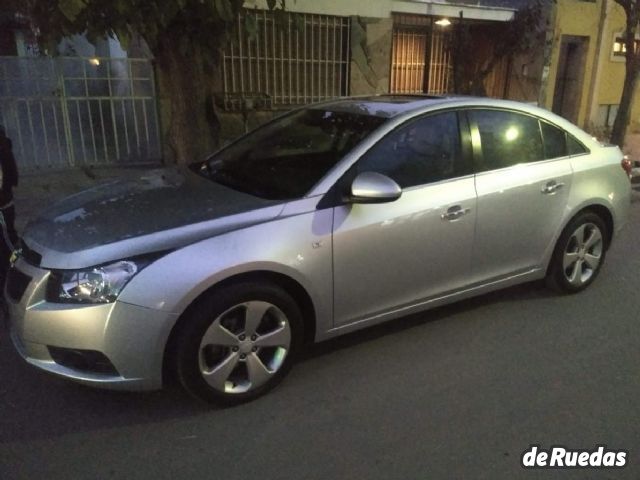 Chevrolet Cruze Usado en Mendoza, deRuedas