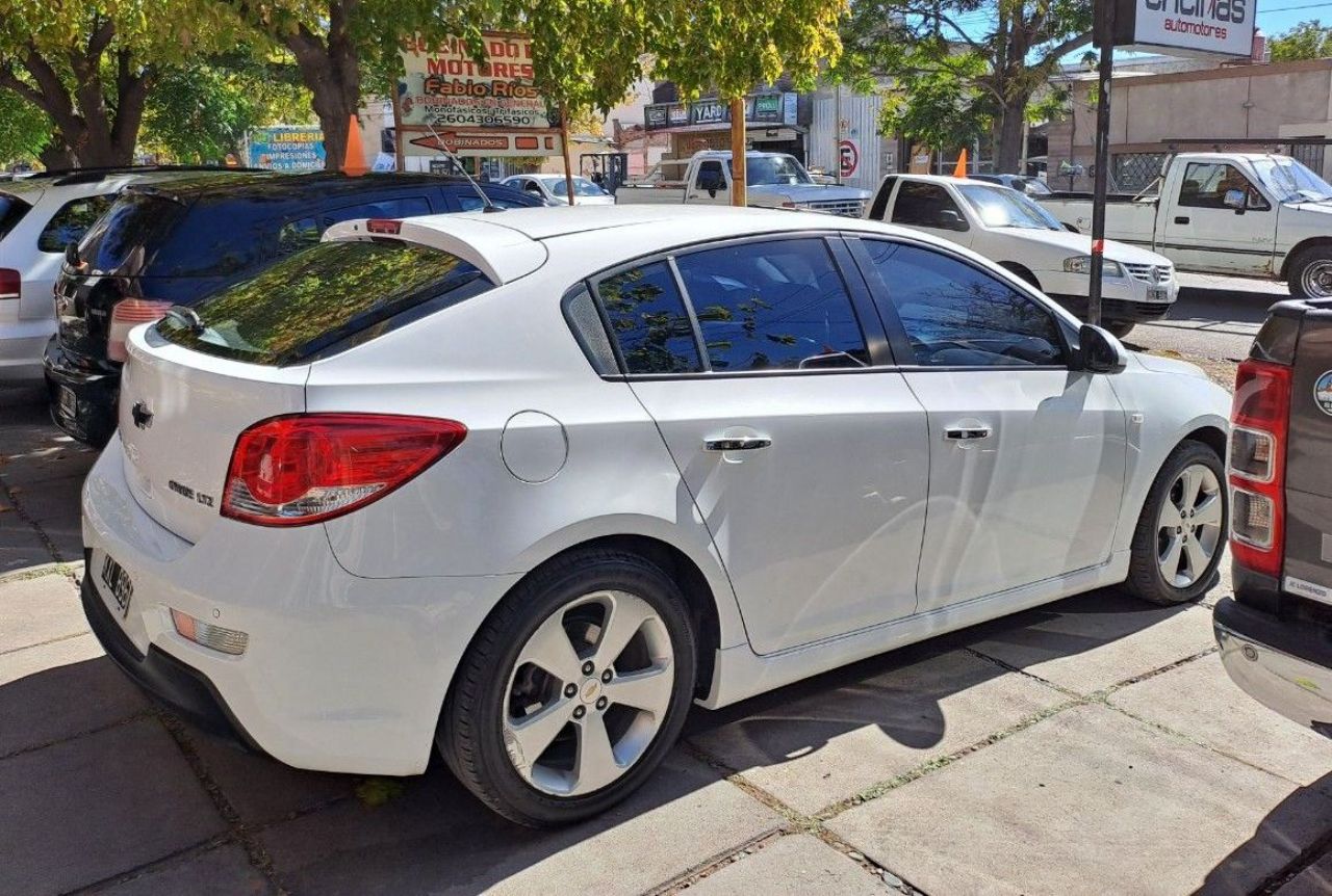 Chevrolet Cruze Usado en Mendoza, deRuedas