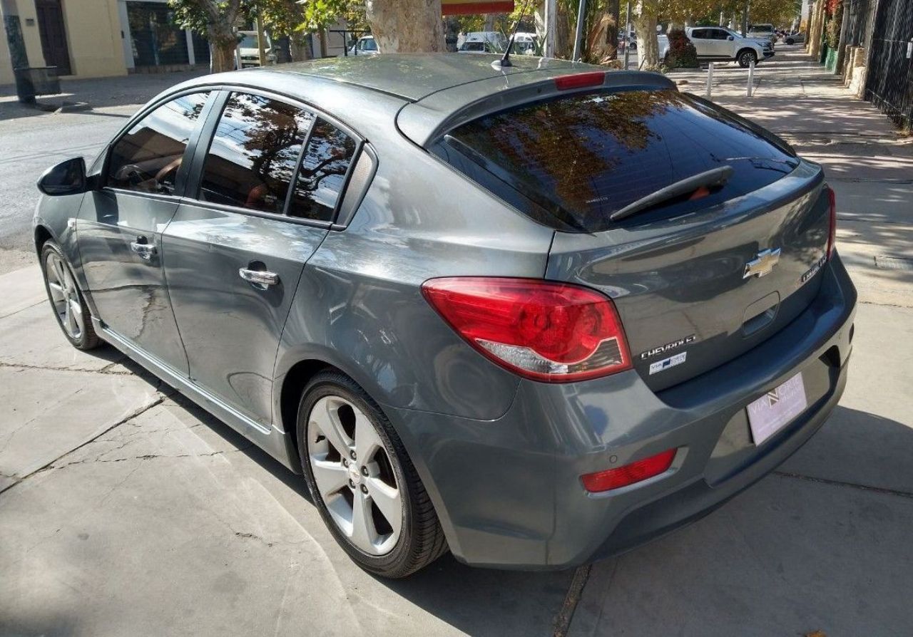 Chevrolet Cruze Usado en Mendoza, deRuedas